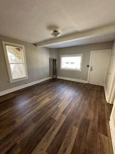Main picture of 420 S 6th St