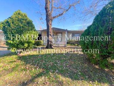 Main picture of 3015 Winfield Dr
