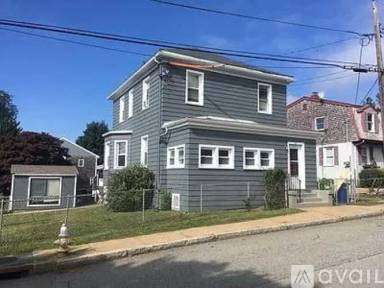 Main picture of 138 Evarts St