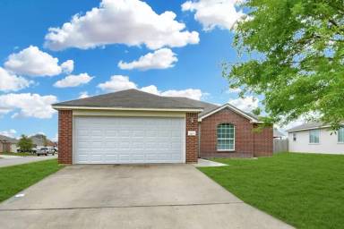 Main picture of 1605 Oak Chase Trl