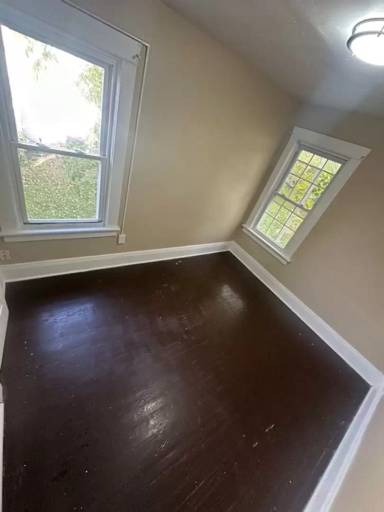Main picture of 182 Peck St