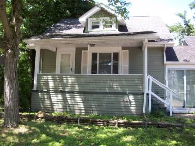 Main picture of 2488 9th Ct