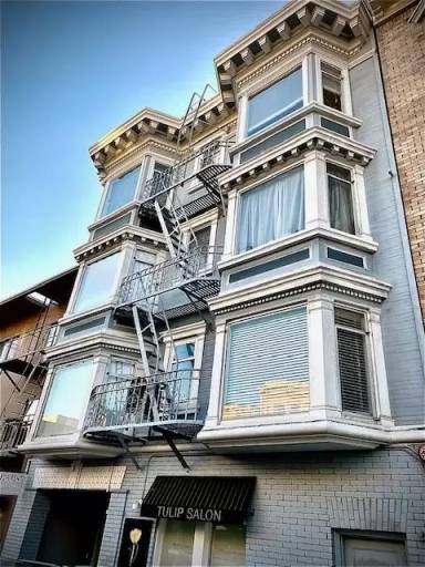 Main picture of 2455 Polk St