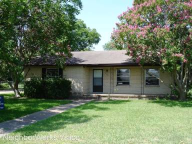 Main picture of 300 Santa Fe Dr