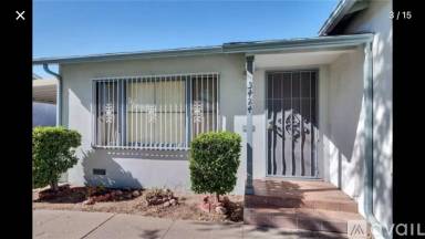 Main picture of 3424 N Sierra Way