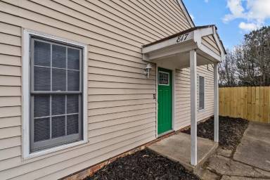 Main picture of 817 Wickford Dr