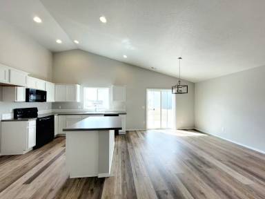 Main picture of 11849 W Skyhaven St