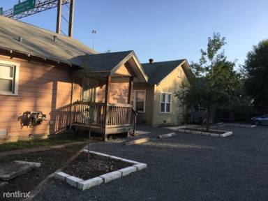 Main picture of 715 E Elmira St