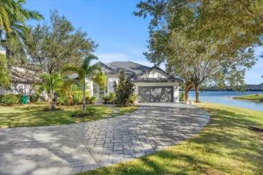 Main picture of 10424 NW 59th Pl