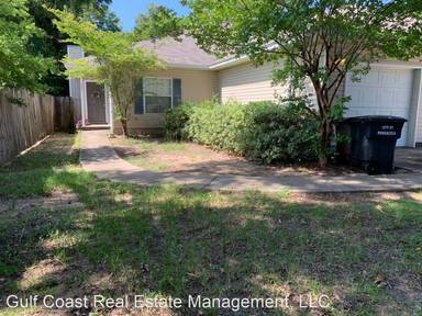 Main picture of 3227 E Gonzalez St