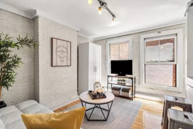 Main picture of 3 Goodwin Pl