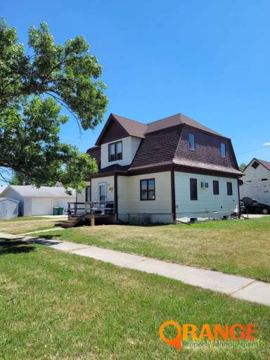 Main picture of 115 5th Ave S