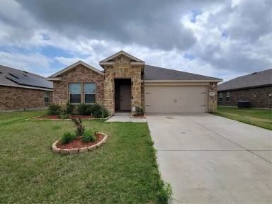 Main picture of 2512 Hutchins Dr