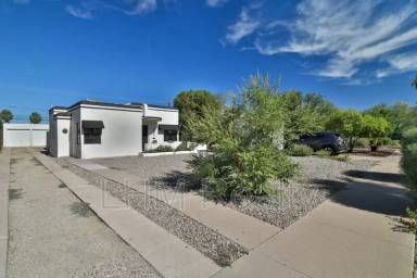 Main picture of 1802 N Laurel Ave