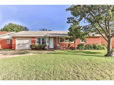 Main picture of 2802 61st St