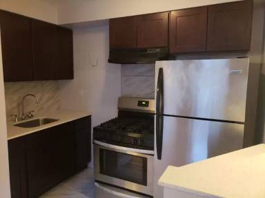 Main picture of 2 Beaumont Pl