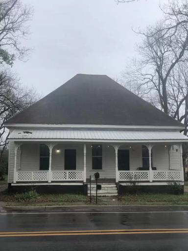 Main picture of 1106 Auburn St