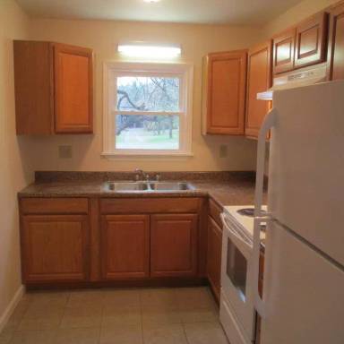 Main picture of 32 Overlock Rd
