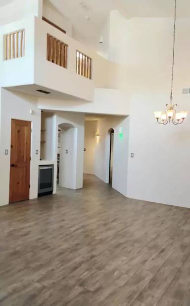 Main picture of 7604 Rio Guadalupe Pl NE
