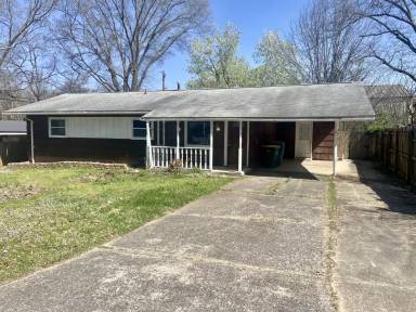 Main picture of 7 N Meadowcliff Dr
