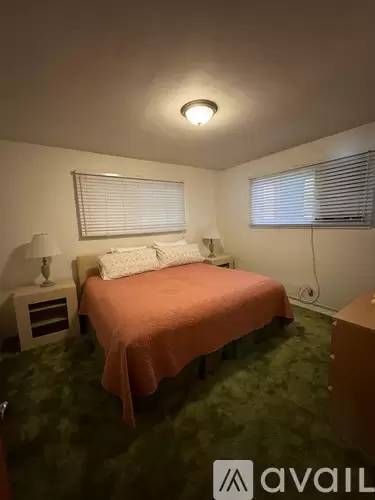 Main picture of 426 S 9th St