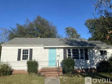 Main picture of 1946 Olive Rd