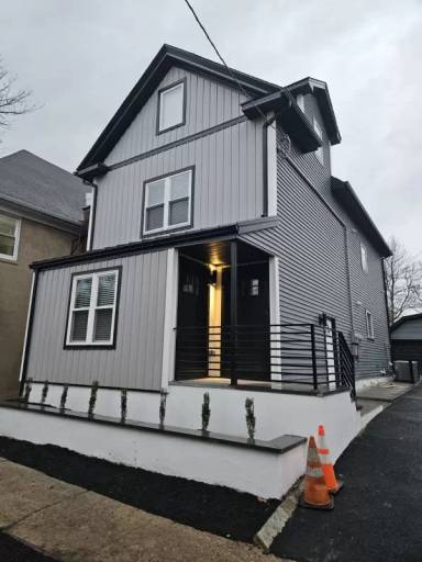 Main picture of 32 North Ave
