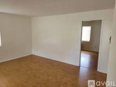 Main picture of 941 Highland Ave