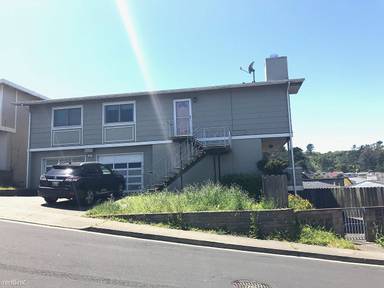 Main picture of 42 Shipley Ave