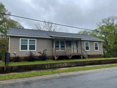 Main picture of 237 Sylvania Ave