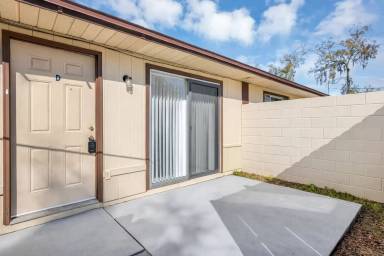 Main picture of 3800 SE 17th Ct