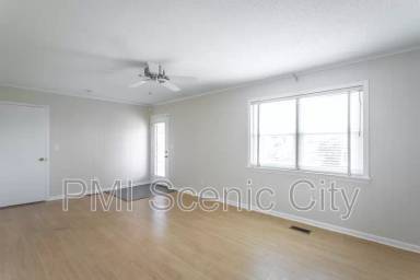Main picture of 8140 Holly Crest Dr