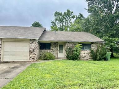 Main picture of 3605 W Beechwood Dr