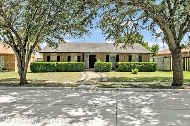 Main picture of 2906 San Diego Dr