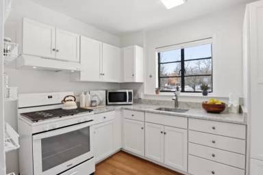 Main picture of 3115 Martha Custis Dr
