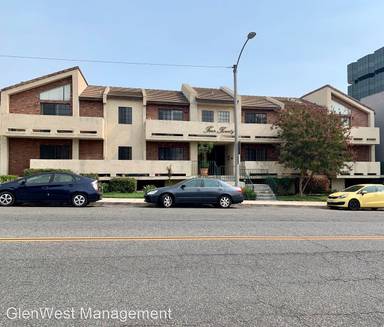 Main picture of 420 E Magnolia Blvd