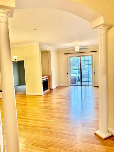Main picture of 5215 Center St