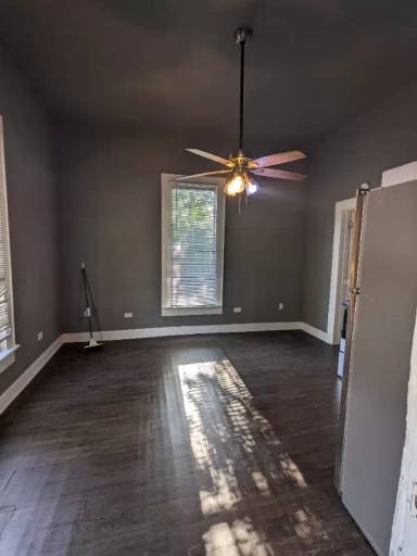 Main picture of 225 W Monterey St