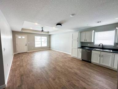 Main picture of 1617 Hill Valley Dr