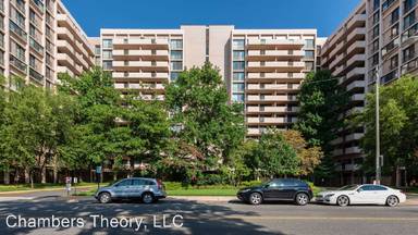 Main picture of Hyde Park Condominiums