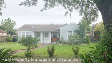 Main picture of 7619 Moss Rose St
