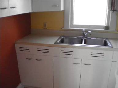 Main picture of 908 W Michigan Ave