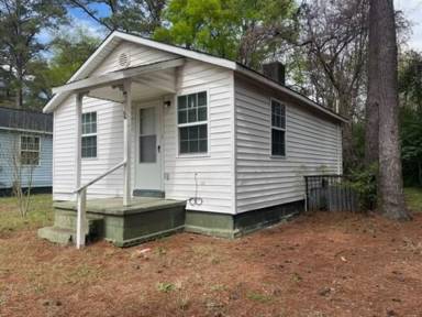 Main picture of 1916 Bain Dr