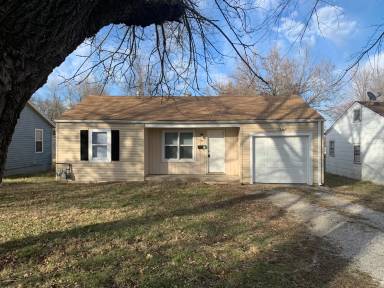 Main picture of 1411 E Livingston St