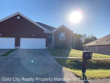 Main picture of 100 S Osprey Ct