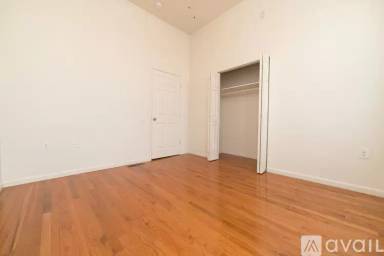 Main picture of 1414 Christian St