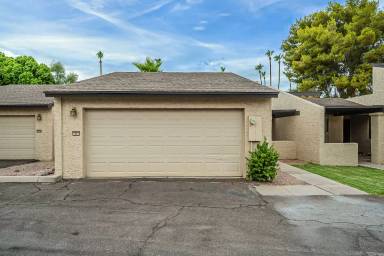 Main picture of 2256 W Lindner Ave