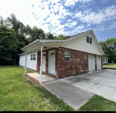Main picture of 1045 Newmans Branch Rd