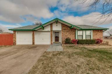 Main picture of 1405 SE 12th St