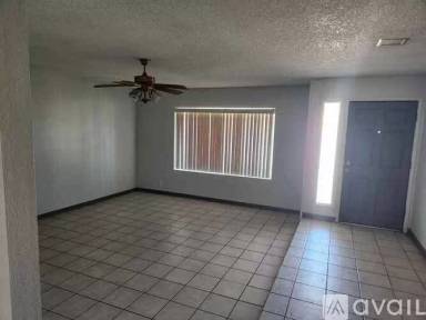 Main picture of 4715 W Cheryl Dr